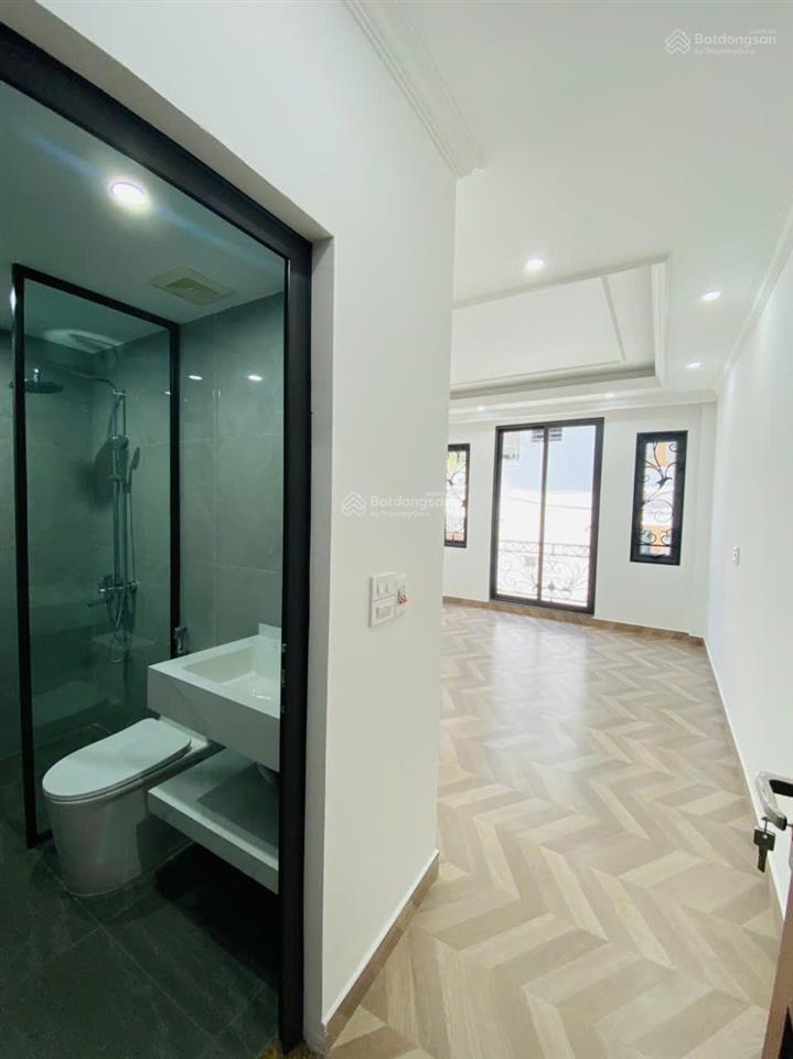 Bán nhà phân lô quân đội, đường 800a  hoàng sâm, cầu giấy. 55m2 x 7,5 tầng, thang máy, xây mới.