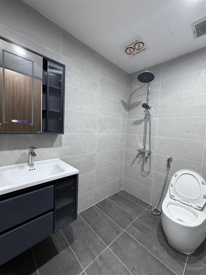 Cực hiếm, phân lô ô tô tránh, vỉa hè rộng. ngõ 106 hoàng quốc việt 55m2 x 5 tầng, giá 18,8 tỷ