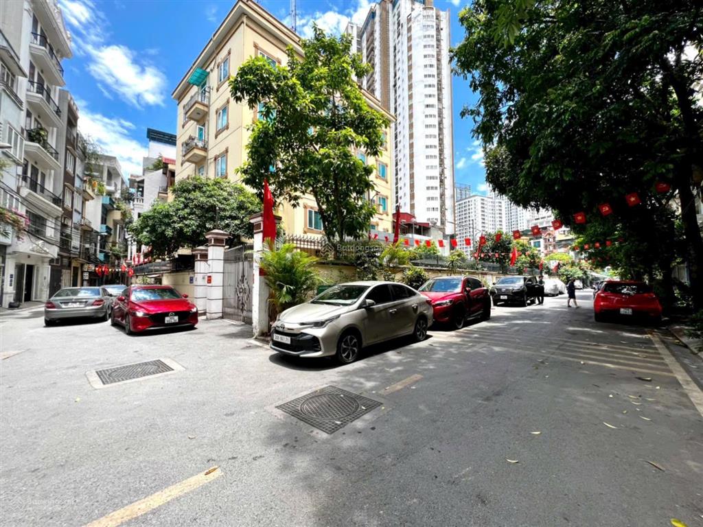 Nhà xây mới 55m2 x 7 tầng, thang máy. phân lô mạc thái tổ, trung kính, ô tô tránh, giá 29,5 tỷ