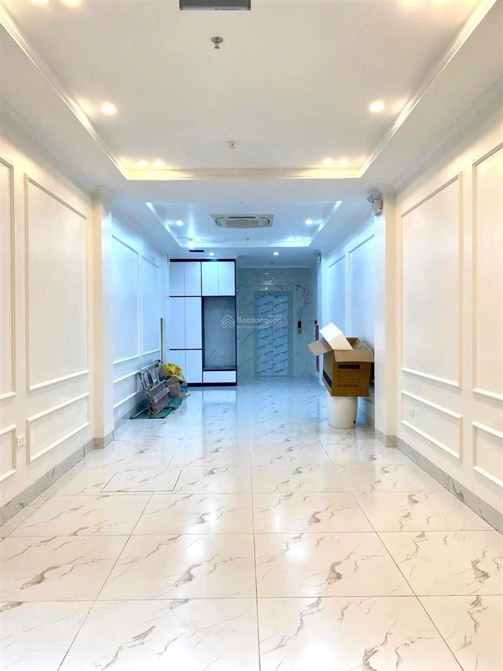 Nhà xây mới 55m2 x 7 tầng, thang máy. phân lô mạc thái tổ, trung kính, ô tô tránh, giá 29,5 tỷ