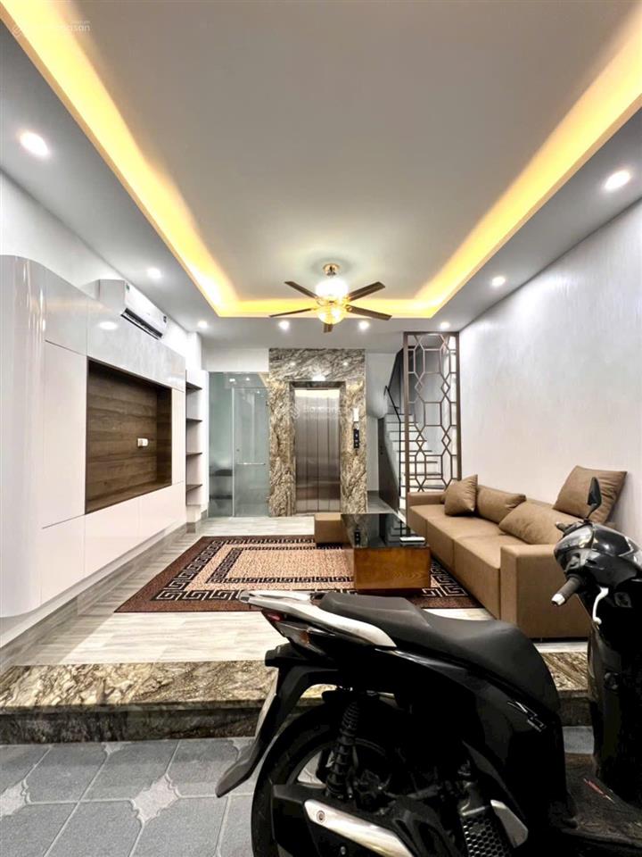 Bán nhà 6 tầng xây mới đường nguyễn ngọc vũ, hoàng ngân, trung hòa. ngõ thông ô tô tránh 30m