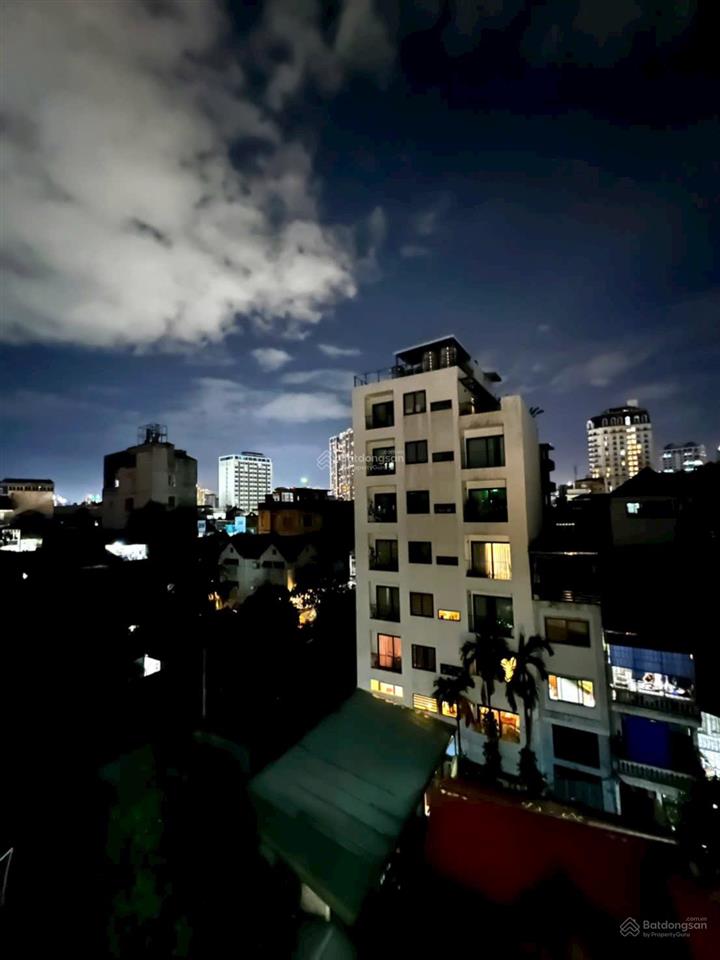 Bán nhà 6 tầng xây mới đường nguyễn ngọc vũ, hoàng ngân, trung hòa. ngõ thông ô tô tránh 30m