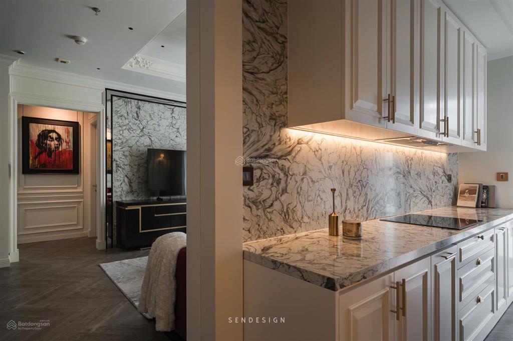Giá 17,5 tỷ! căn góc 4n3wc, dt 157m view hồ đẹp tại cc vinhomes skylake, full nội thất, sẵn sổ