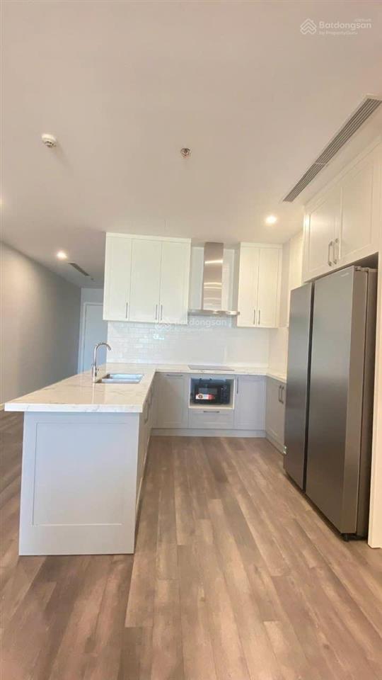 Giá chỉ 10tỷ, căn hoa hậu tại golden park! thiết kế 3n2wc, dt96m, full nội thất, tầng trung