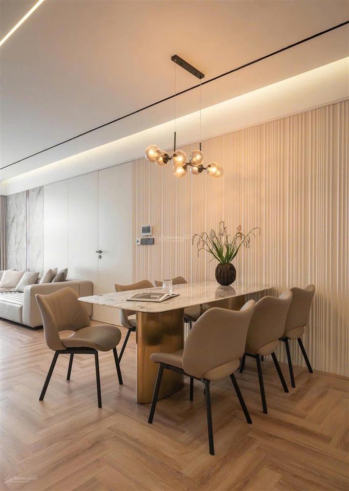 Chủ nhà thiện trí bán nhanh căn hộ 3n2wc, diện tích 107,5m, full nội thất, sẵn sổ, giá thật 12 tỷ