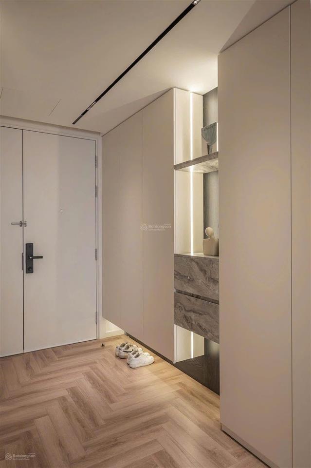 Chủ nhà thiện trí bán nhanh căn hộ 3n2wc, diện tích 107,5m, full nội thất, sẵn sổ, giá thật 12 tỷ