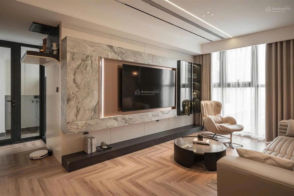 Chính chủ cần bán căn 3pn vinhomes west point  phạm hùng full nội thất 90m², giá 10 tỷ, sẵn sổ