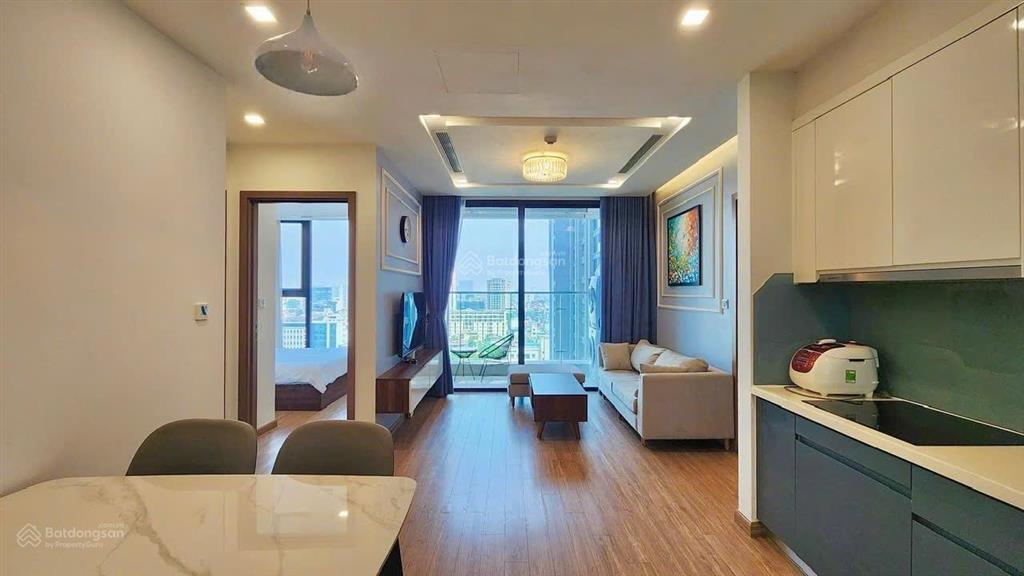 Giá tốt! chủ nhà thiện chí gửi bán căn 3n2wc view hồ tây tại kosmo, tầng trung, dt 118m, sẵn sổ
