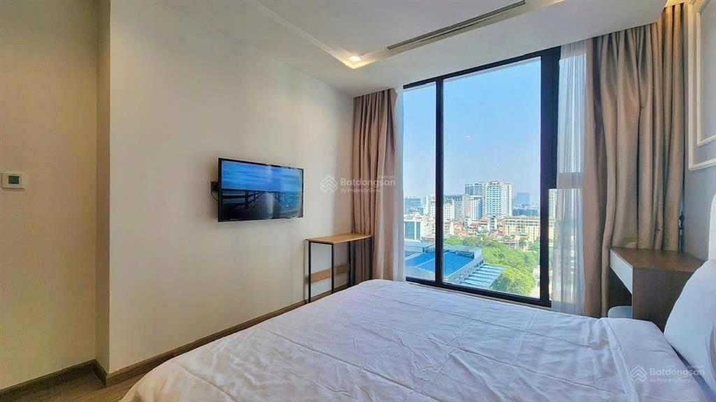 Giá tốt! chủ nhà thiện chí gửi bán căn 3n2wc view hồ tây tại kosmo, tầng trung, dt 118m, sẵn sổ