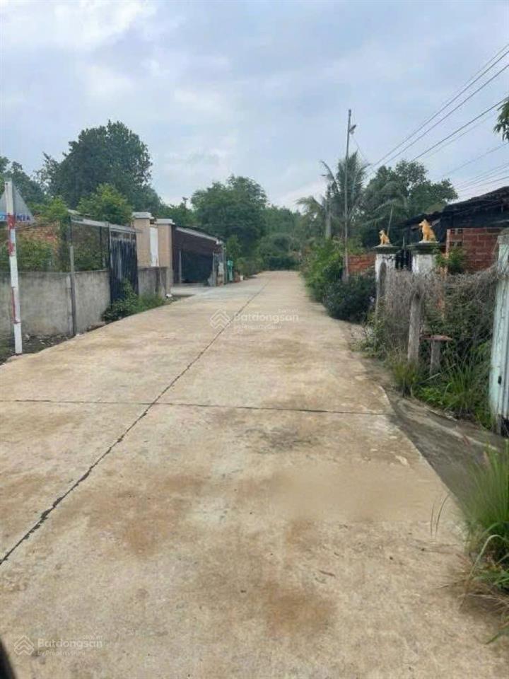 Đất thổ 200m2.giá hời 450tr tại suối sâu, an tịnh, trảng bàng,tây ninh, đầy đủ tiện ích. 0817 171 ***