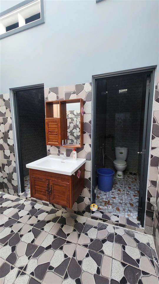 Chủ gửi bán  nhà 3pn ngay khu phố gia huỳnh, trảng bàng. sổ sẵn, công chứng ngay. giá 900tr