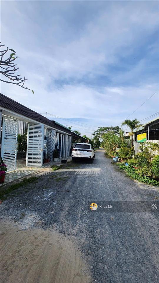 Chủ gửi bán  nhà 3pn ngay khu phố gia huỳnh, trảng bàng. sổ sẵn, công chứng ngay. giá 900tr