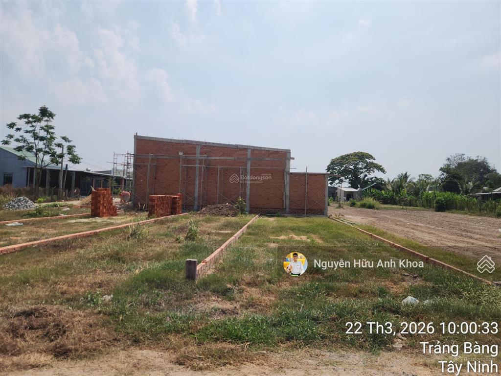 Đất mt đường nhựa thông tiện kinh doanh(dt 6x50m)giá 620tr. sổ hồng riêng.  0817 171 *** xem sổ