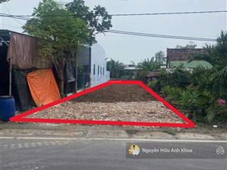 Chính chủ làm việc giá !!!! diện tích 144m2 đường nguyễn du, trung tâm trảng bàng. shr, giá 760tr
