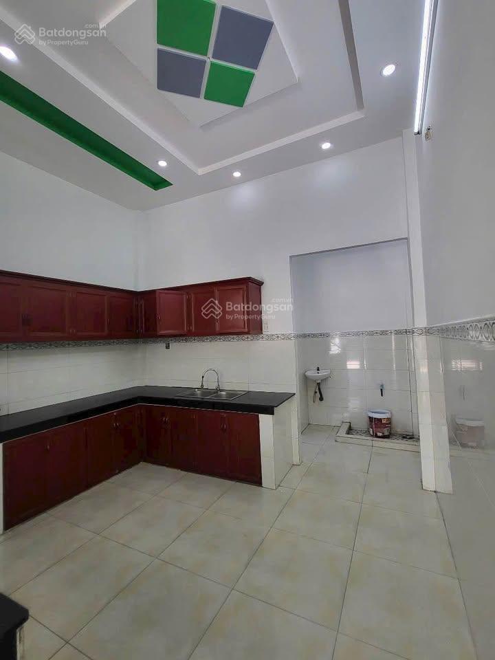 Bán gấp nr đ. dương công khi, bà điểm, hm. 2 phòng ngủ, dt sàn 50m2, shr sang tên ngay