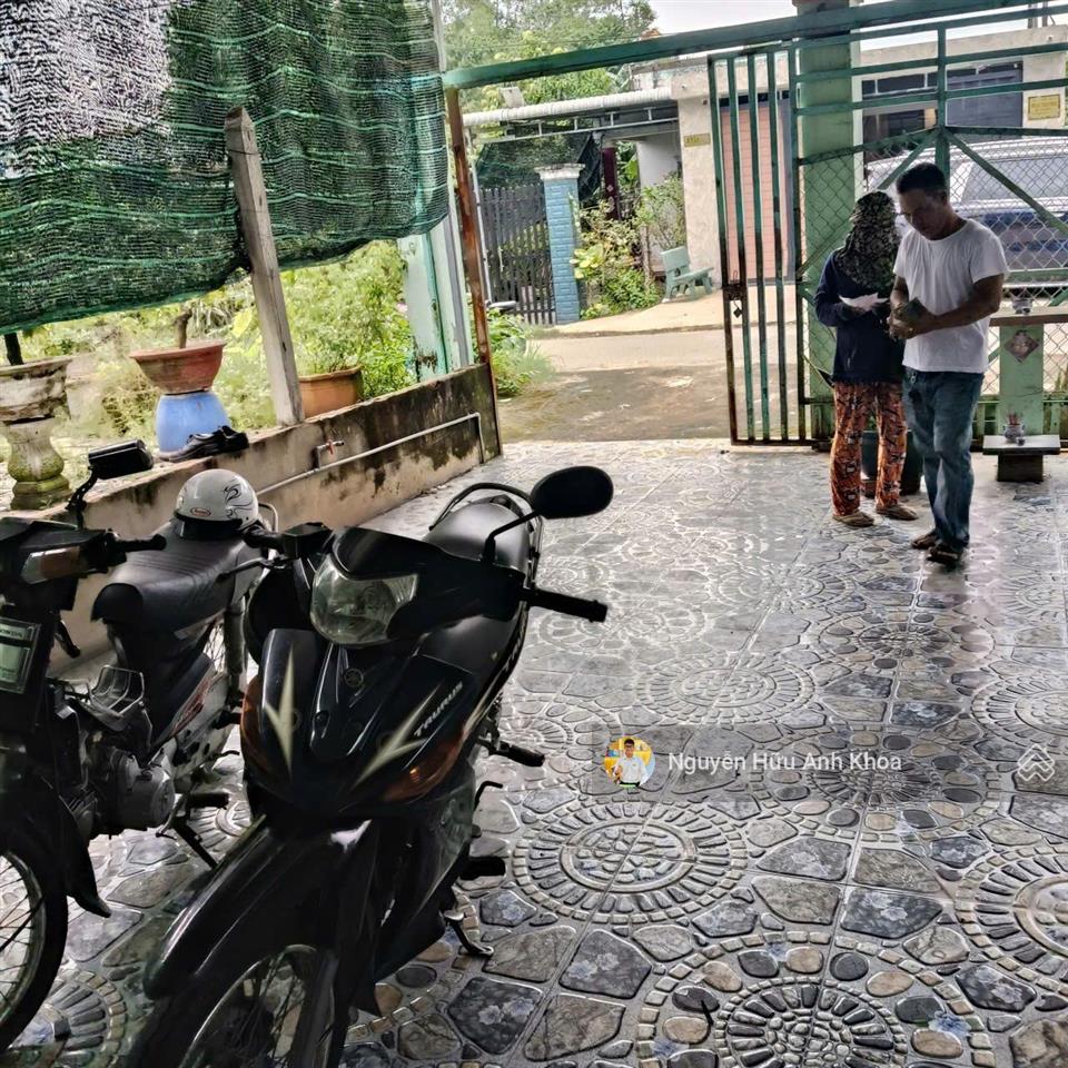 Bán nhà tặng đất ngay mt đ. bàu tre, tân an hội. dt 270m2 có 70m2 thổ cư. sổ riêng, giá 1 tỷ 295