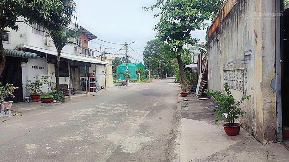 Bán gấp đất mt đường phan văn đối, hóc môn  93m2  sổ hồng riêng, giá 2 tỷ 5
