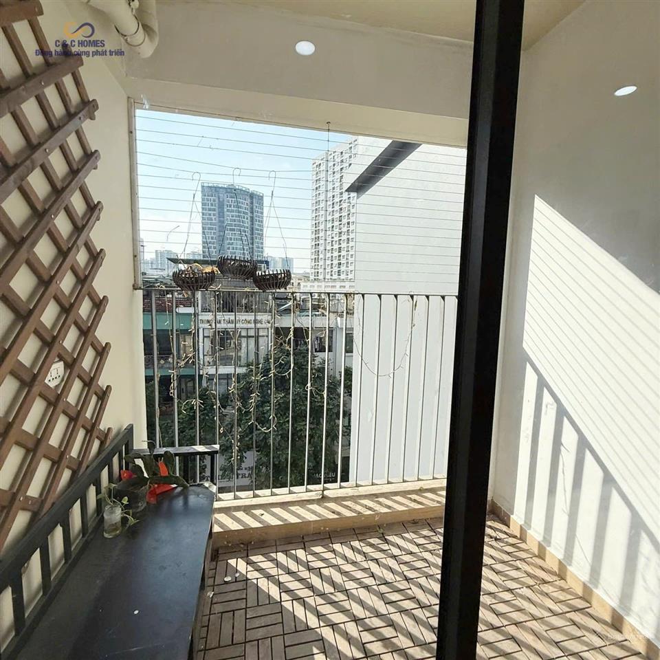 Bán căn 2 ngủ 2vs, diện tích 74m2 sẵn sổ hồng lâu dài, nhà sạch đẹp  em 0968 602 ***