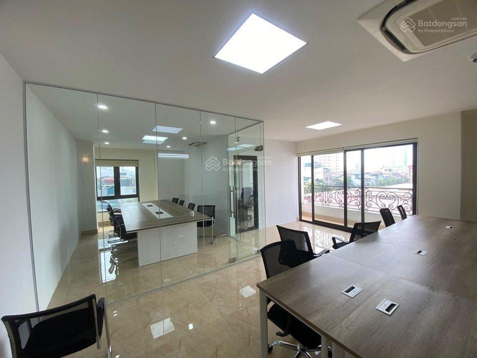 Văn phòng 65m2 mặt phố trần điền, nhiều cửa sổ thoáng, sẵn sàn gỗ giá 9tr/th