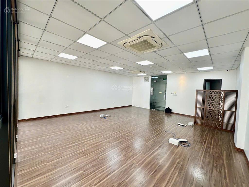 Cho thuê văn phòng phố dương khuê  mỹ đình, tòa nhà mới 100%, 60m², giá 12 triệu/tháng