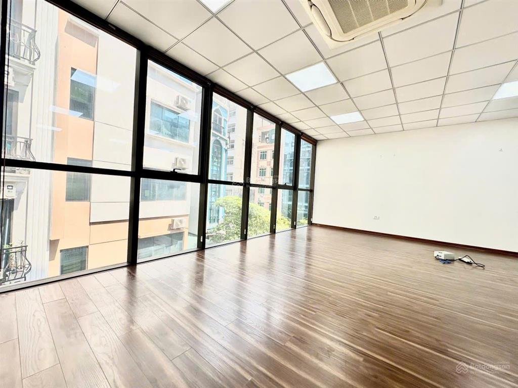 Cho thuê văn phòng phố dương khuê  mỹ đình, tòa nhà mới 100%, 60m², giá 12 triệu/tháng