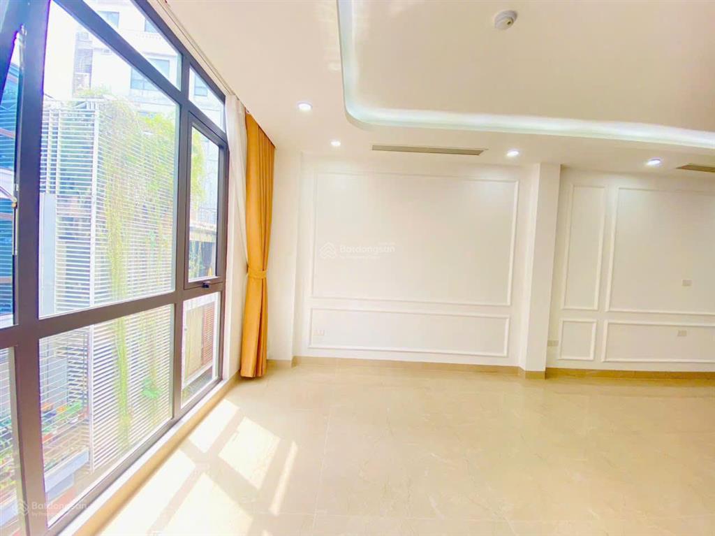 Cho thuê văn phòng cát linh, đống đa 75m, tòa nhà mới 100%, giá chỉ 15 triệu/tháng