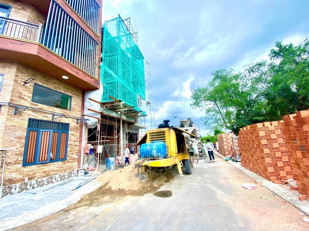 Chính chủ cần bán gấp nền đất 74m2 full thổ cư, giá 5.450 tỷ, chủ hỗ trợ khách mua vay ngân hàng