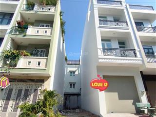 Ngay ngã tư võ văn kiệt kdc hương lộ 5. còn sót lại 1 nền 64m2 thổ cư giá 6.5 tỷ thương lượng.