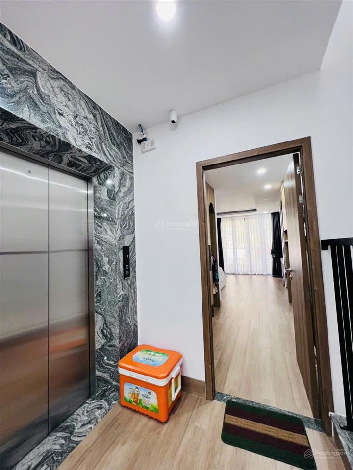 Bán nhà đẹp mới xây 2 mặt tiền có thang máy tại khu đô thị lê hồng phong 2, phường nam nha trang