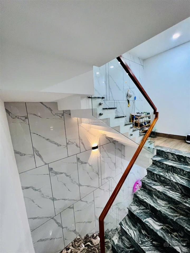 Bán nhà đẹp mới xây 2 mặt tiền có thang máy tại khu đô thị lê hồng phong 2, phường nam nha trang