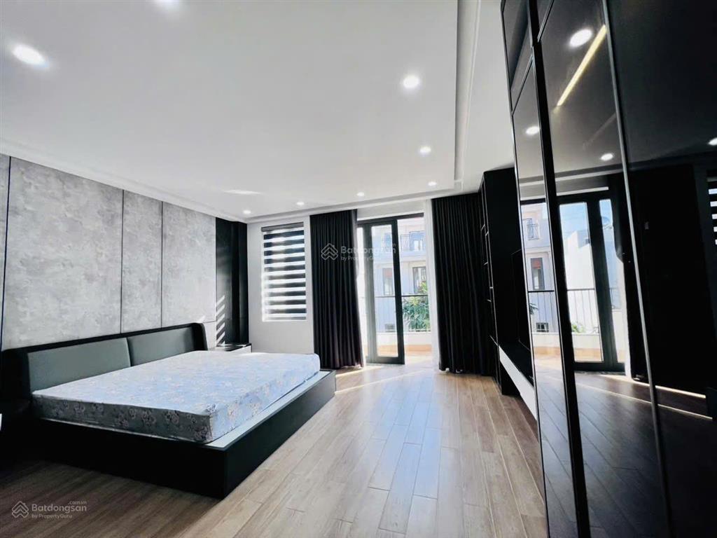 Bán nhà đẹp mới xây 2 mặt tiền có thang máy tại khu đô thị lê hồng phong 2, phường nam nha trang