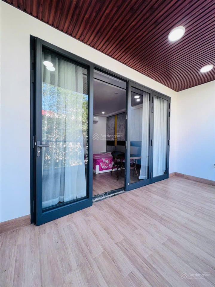 Bán nhà đẹp mới xây 2 mặt tiền có thang máy tại khu đô thị lê hồng phong 2, phường nam nha trang