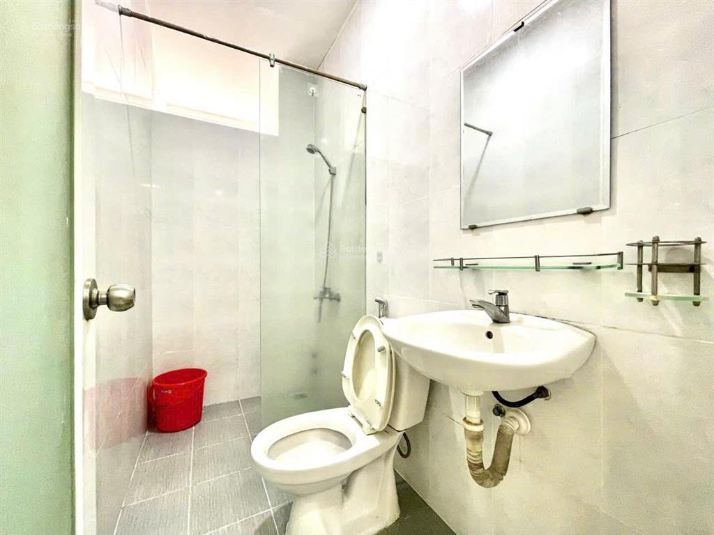 Bán nhà kđt lê hồng phong 2 diện tích 144m2, gần sông vừa ở vừa kinh doanh tại nha trang