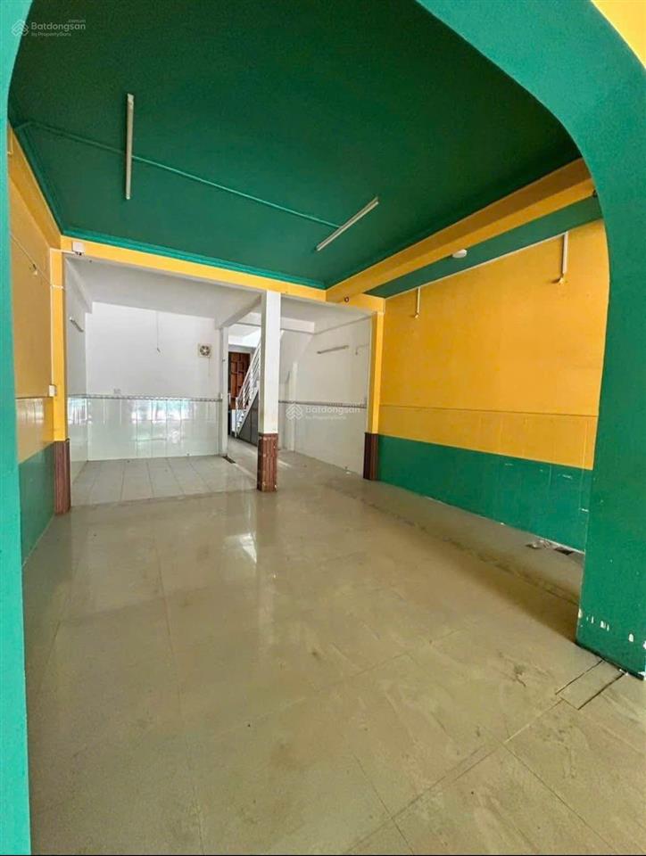 Bán đất mặt tiền đường số 4 phước hải  trung tâm kinh doanh sầm uất  150 tr/m²  sổ hồng sẵn công