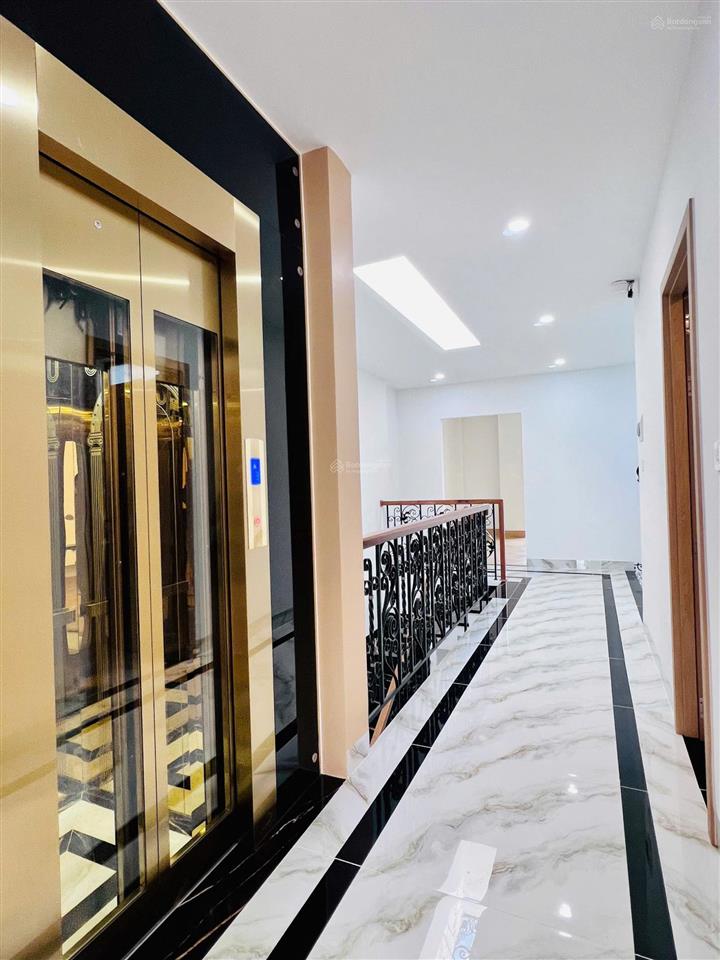 Bán nhà đẹp mới xây phong cách tân cổ điển full nội thất có thang máy kđt lê hồng phong 2 nha trang