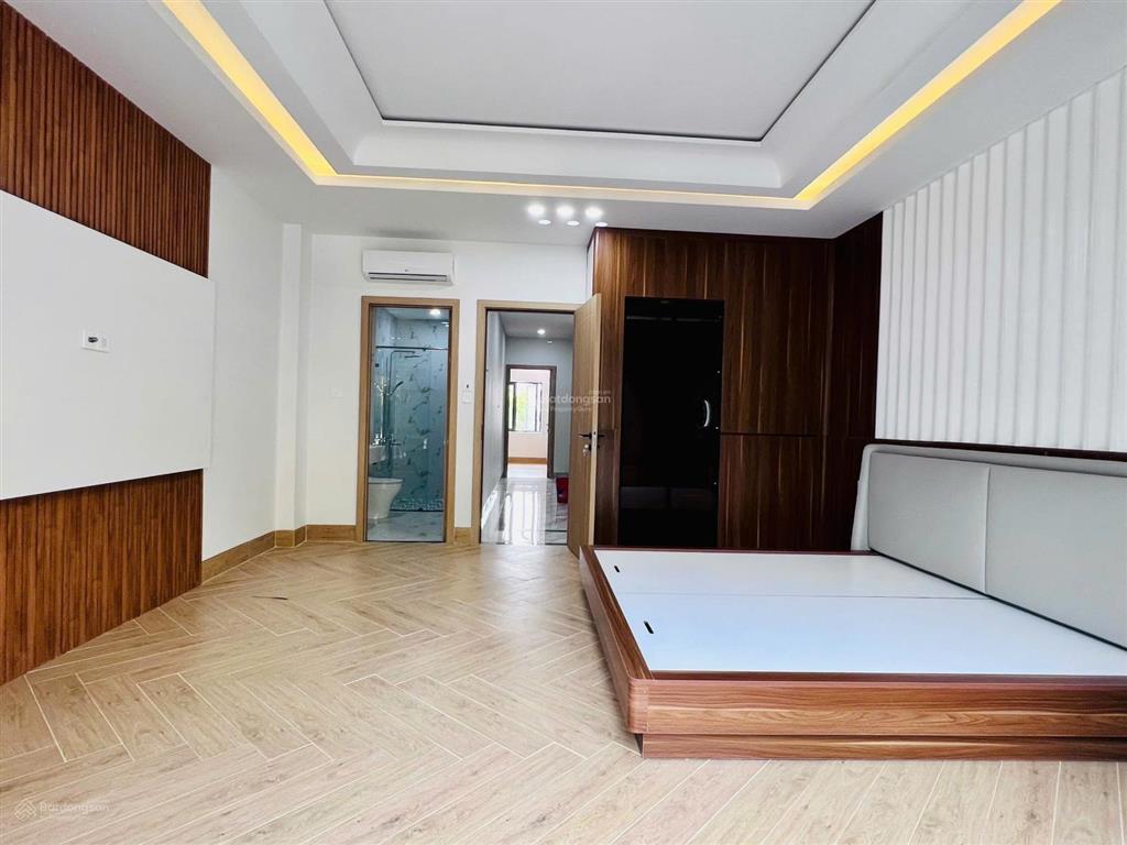 Bán nhà đẹp mới xây phong cách tân cổ điển full nội thất có thang máy kđt lê hồng phong 2 nha trang