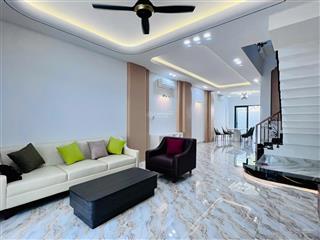 Bán nhà đẹp mới xây phong cách tân cổ điển full nội thất có thang máy kđt lê hồng phong 2 nha trang