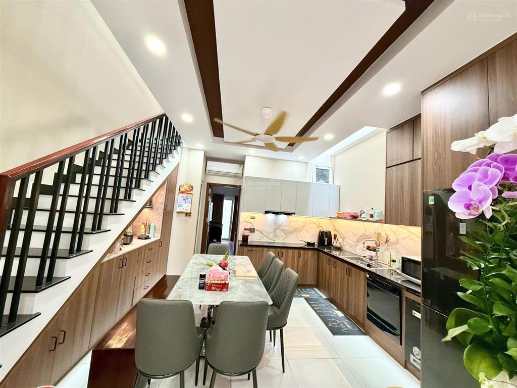 Bán nhà 3 tầng kđt hà quang 1, nha trang đã có sổ hồng hoàn công