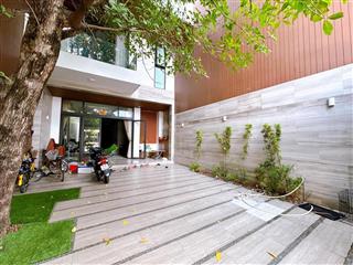 Bán nhà đẹp đường lê quý đôn, trung tâm nha trang