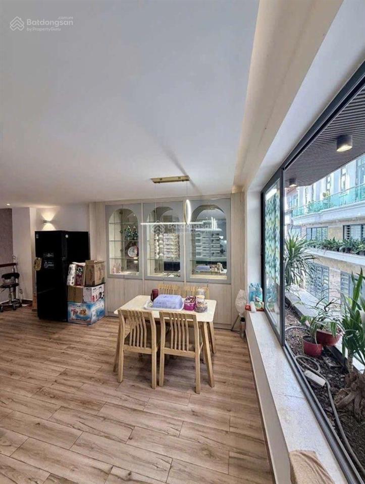 Nhà đẹp 4 tầng, đường 6m lê đức thọ  giá 6,7 tỷ tl