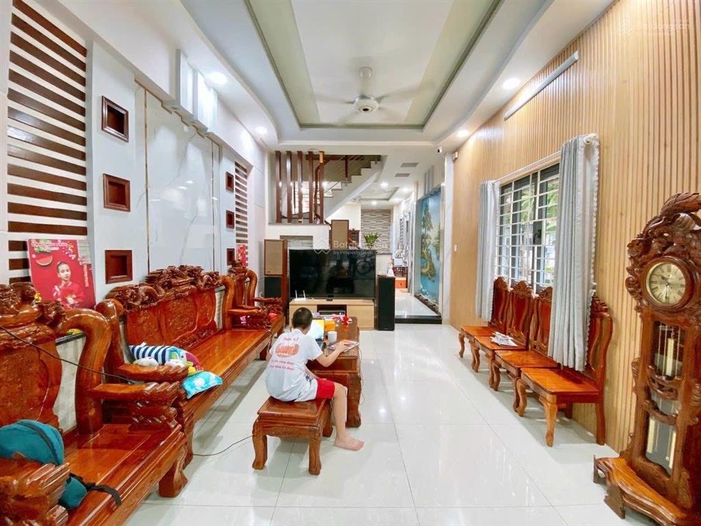 Căn góc 2 mặt hẻm 8m phạm văn chiêu, 4 tầng, dt 4m x 15,5m  giá 8,6 tỷ tl