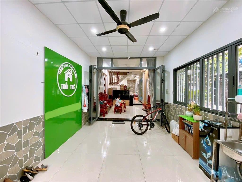 Căn góc 2 mặt hẻm 8m phạm văn chiêu, 4 tầng, dt 4m x 15,5m  giá 8,6 tỷ tl