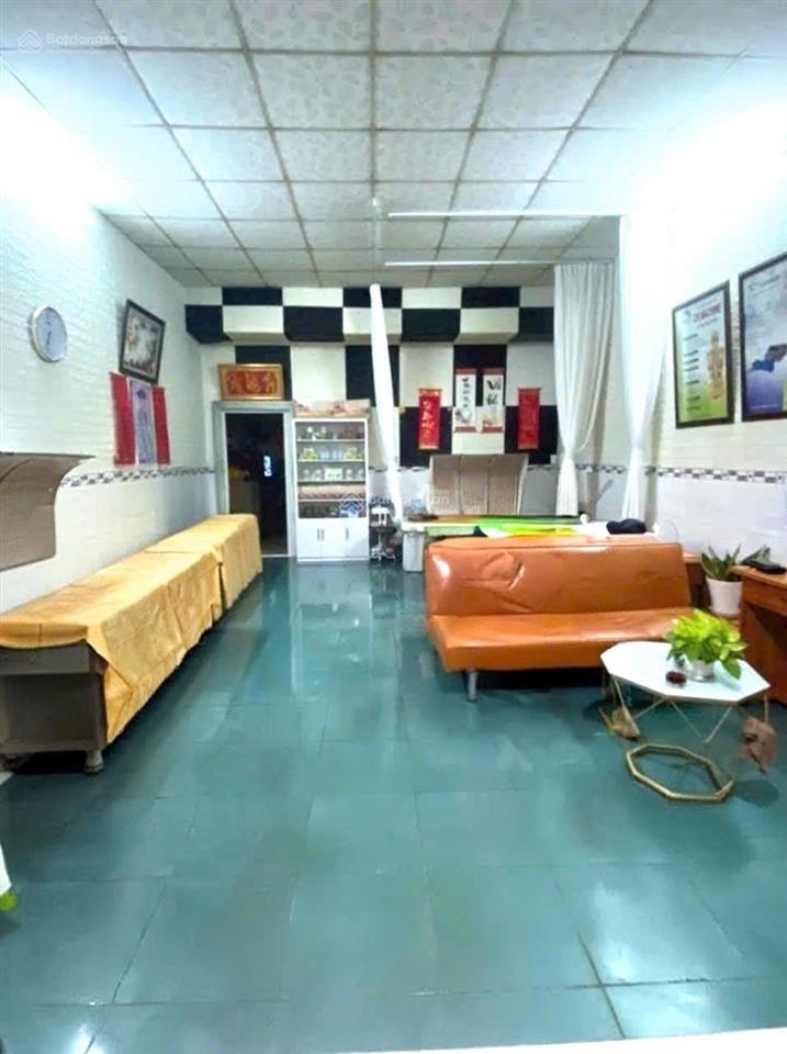 Nhà đẹp 2 tầng ô tô vào trong nhà giá tốt khu phố quyết thắng phường đồng hòa dĩ an