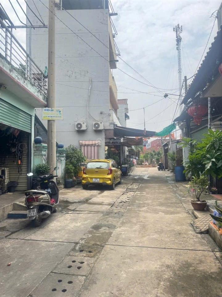 Nhà đẹp 2 tầng ô tô vào trong nhà giá tốt khu phố quyết thắng phường đồng hòa dĩ an
