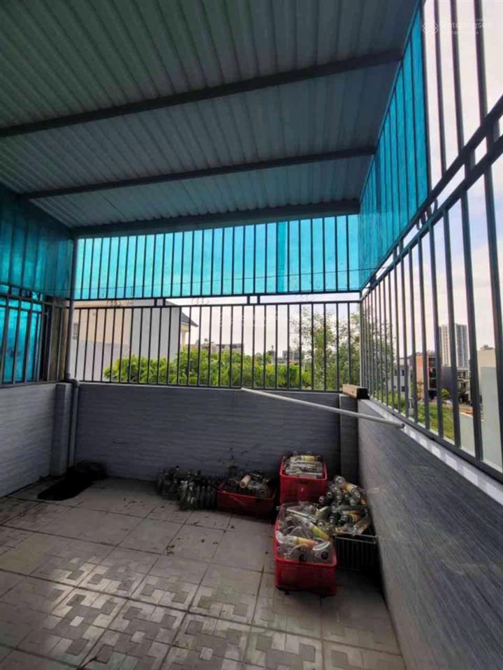 Nhà phú hồng thịnh giảm còn 6 tỷ
