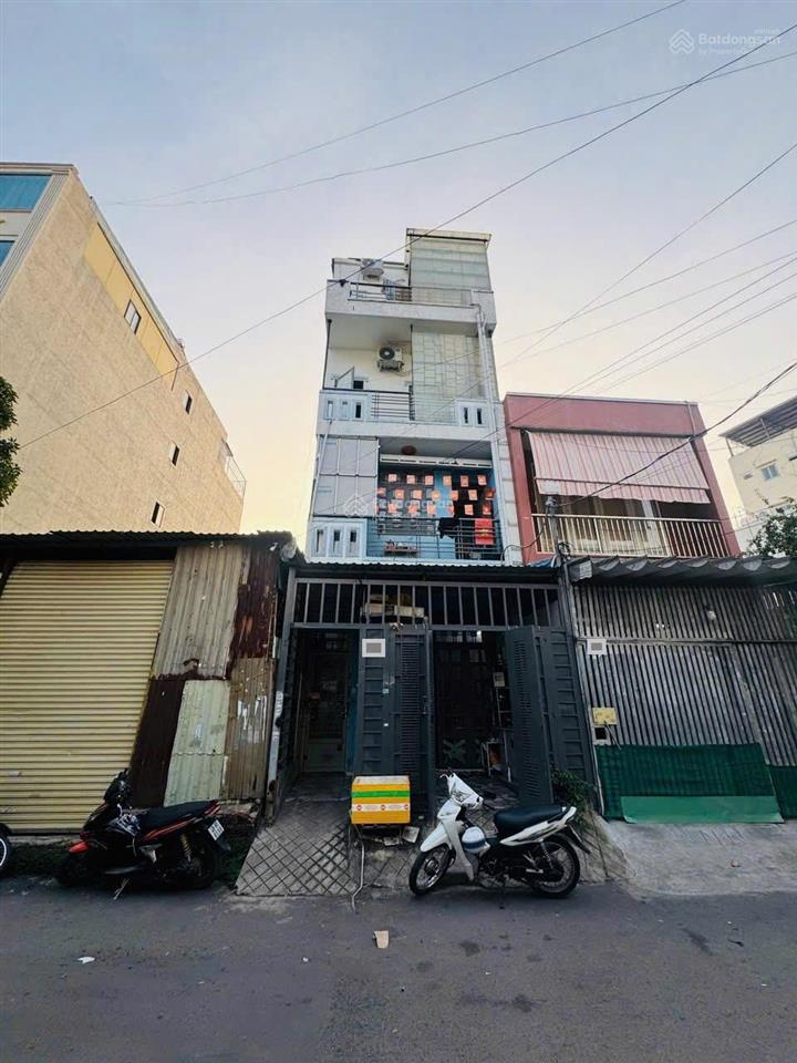 Bán chdv mt đườngtrần bá giao, gò vấp, dt 4.5x18m, 4 tầng, 10pn, thuê 30tr/tháng chỉ 12.8ty(tl)