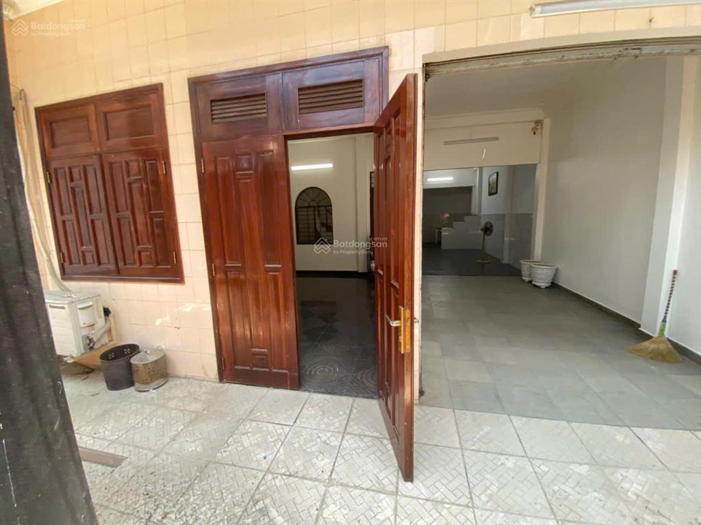 Bán nhà hxh nguyễn văn lượng, dt 7x16m, 3 tầng, giá chỉ 11 tỷ