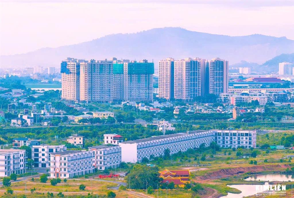 Bán đất nền lakeside bàu tràm view chung cư giá 3 tỷ 250