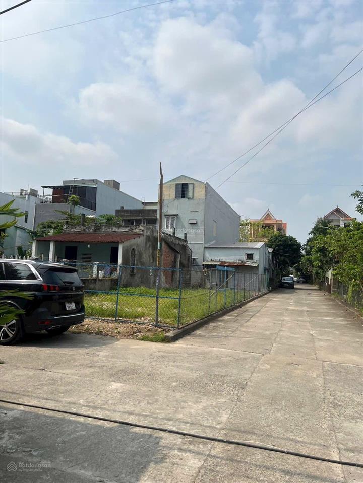 Bán lô góc  sát biển đường ô tô phan văn định dt 140m².