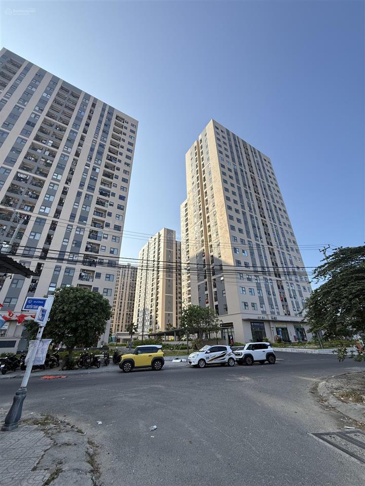 Bán lô kẹp công viên đường 7m5 sát khu lakeside bàu tràm sau shophouse.